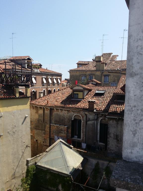 Elegant Terrace Apartment Near Piazza San Marco Last Floor No Lift Venice Exterior photo